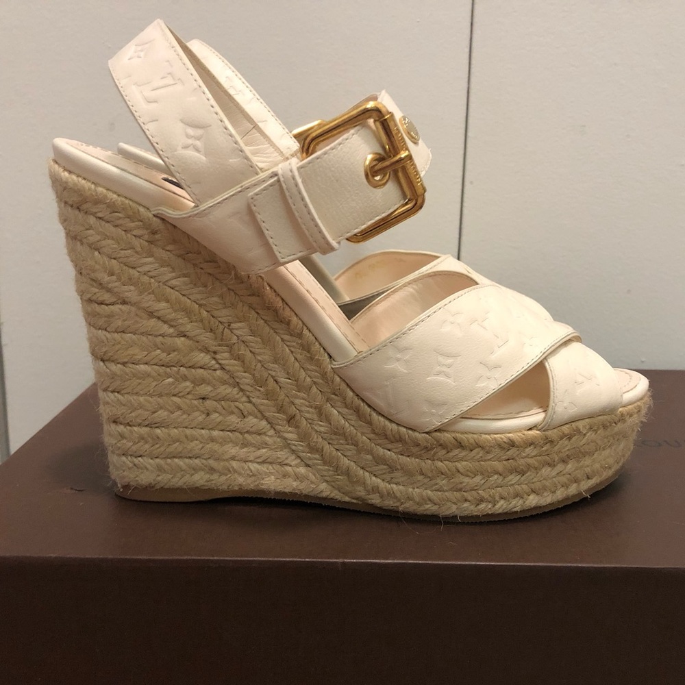 AUTHENTIC & NEW Louis Vuitton Monogram Wedges!